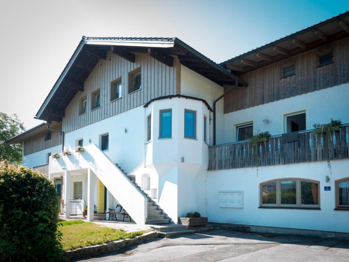 Haus Amberger Apartamento Bayerisch Gmain Exterior foto